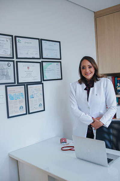 sheila-martani-geriatra-sp-uniforme-med04