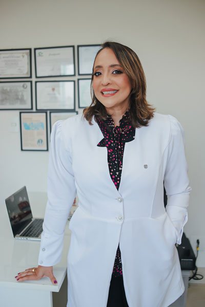 sheila-martani-geriatra-sp-uniforme-med05